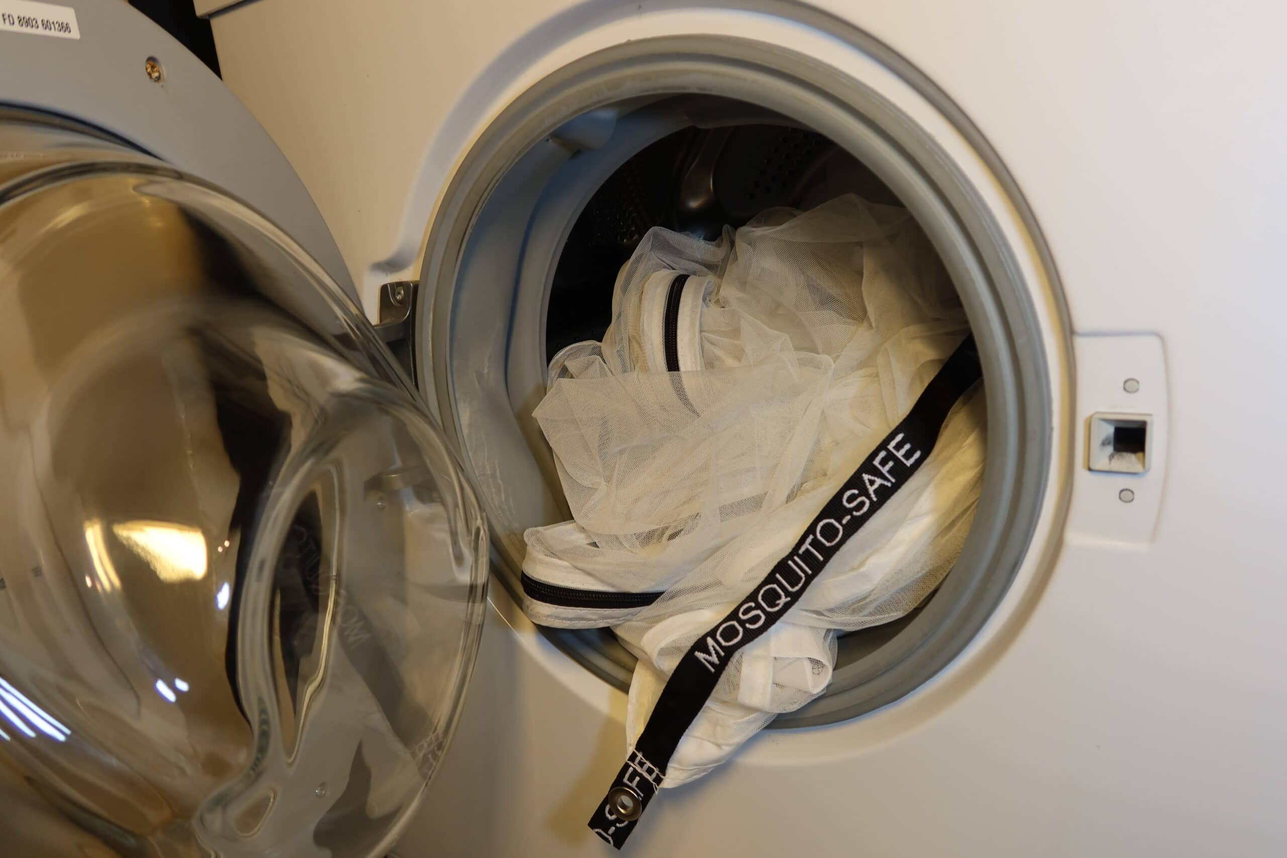 Der Mückenschutz MOSQUITO-SAFE kann bei 40°C in der Waschmaschinegewaschen werden